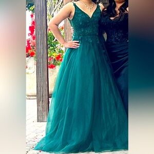 Ball Gown Tulle Dress With Lace, Beading, Flowers. Quincenera, Prom, Birthday